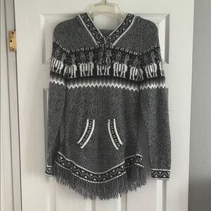 Elegant Gray Nordic Women's Turtleneck Sweater